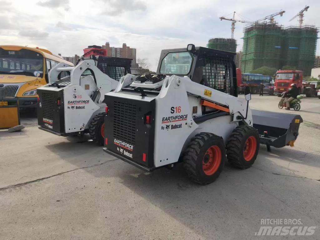Bobcat S 16 滑移装载机