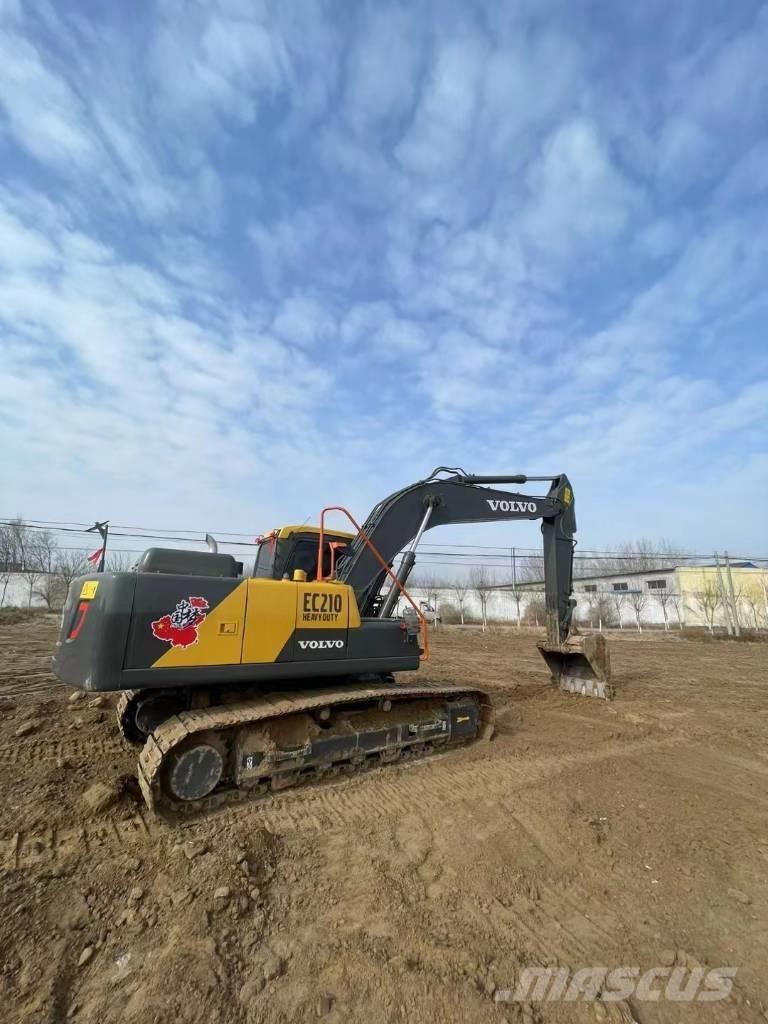 Volvo EC210D 履带挖掘机