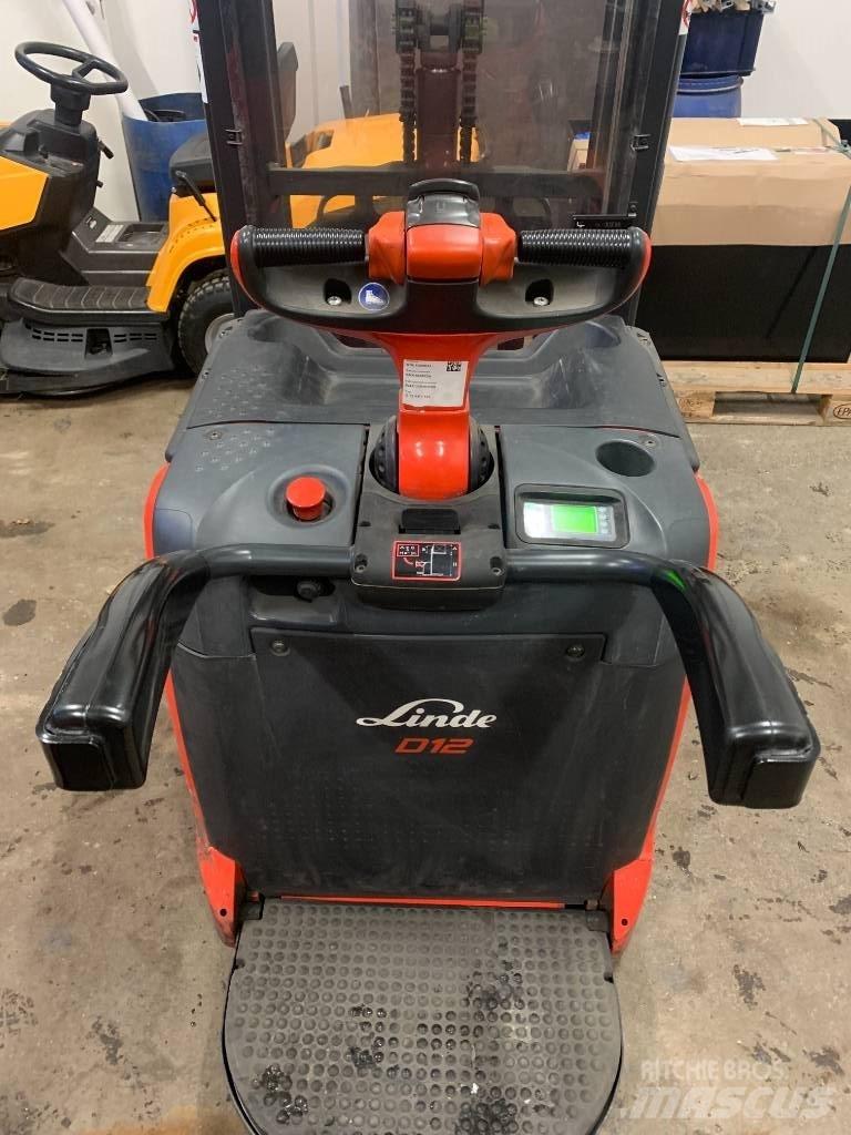 Linde D 12AP 行走式堆垛机