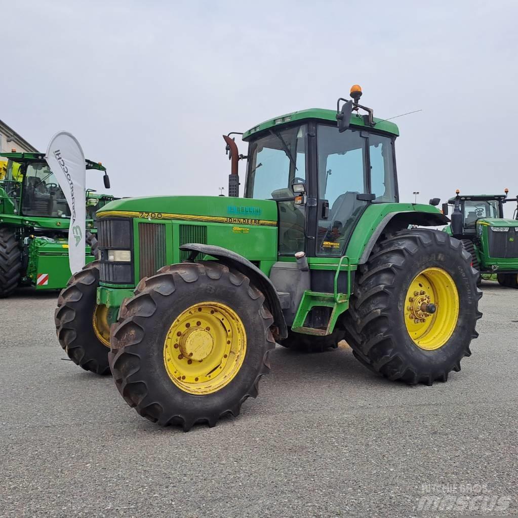 John Deere 7700 拖拉机/农用车