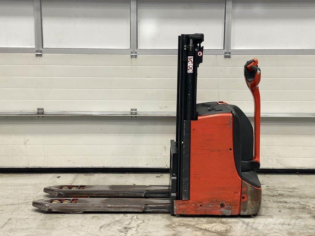 Linde D08 手推堆垛车