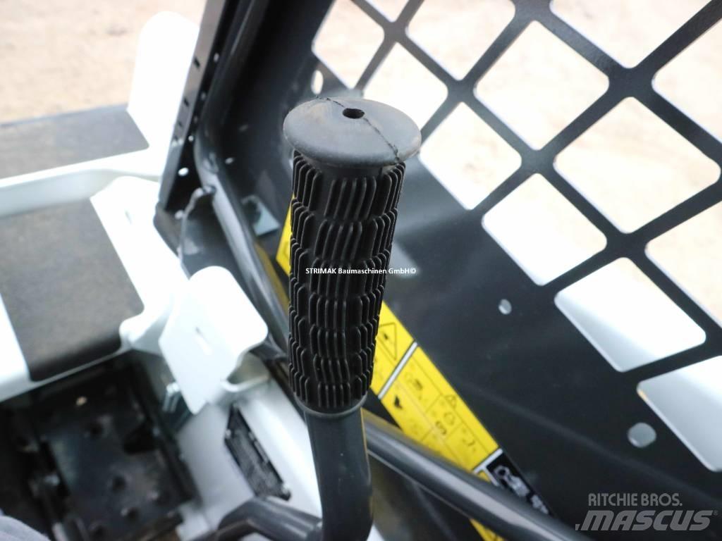 Bobcat S 70 滑移装载机