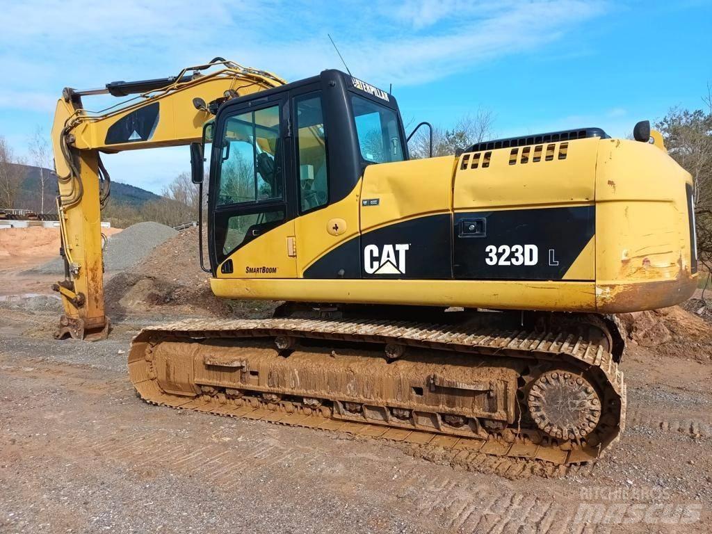 CAT 323 DL 履带挖掘机