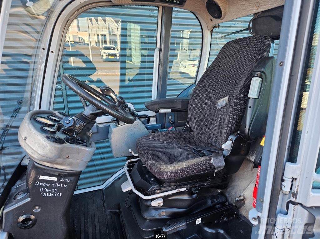 Weidemann 2070LP 小型装载机