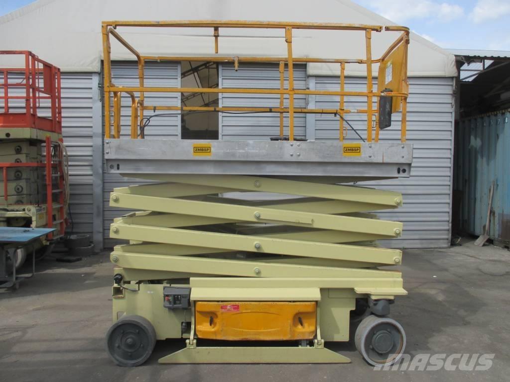 JLG 3246 ES 剪叉式升降机