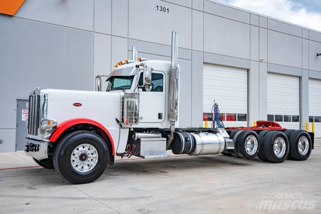 Peterbilt 389 牵引车
