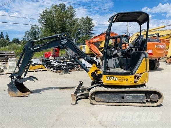 John Deere 27D 小型挖掘机