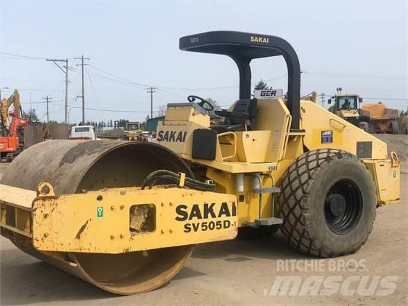 Sakai SV505 单轮压路机