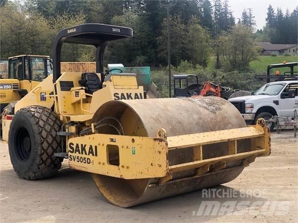 Sakai SV505 单轮压路机