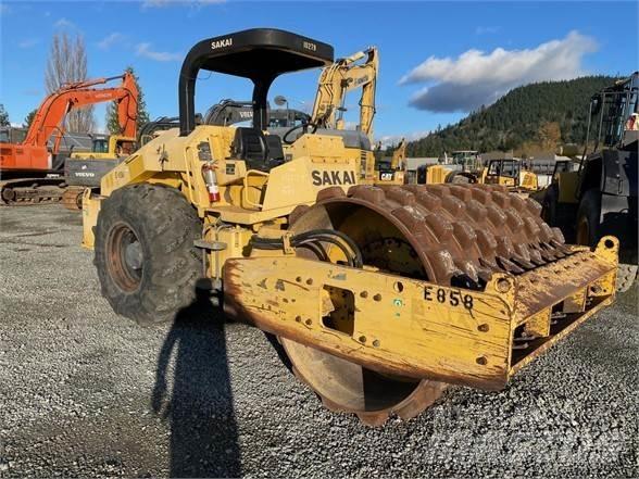 Sakai SV510 单轮压路机