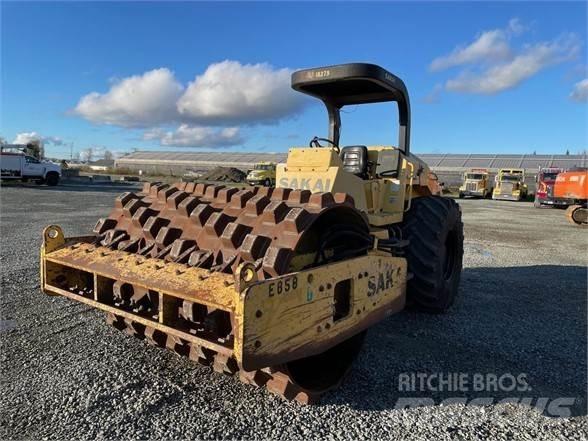 Sakai SV510 单轮压路机