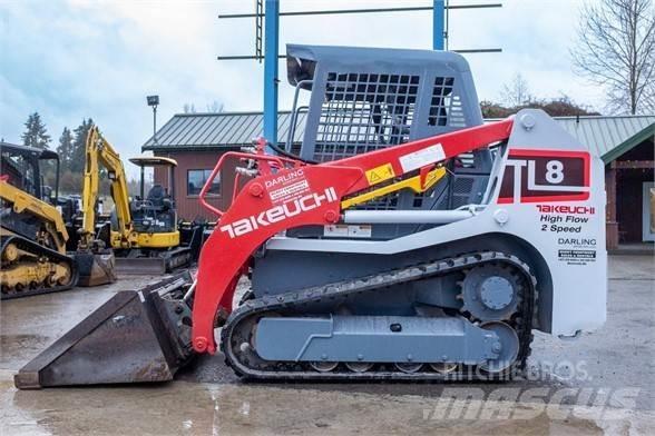 Takeuchi TL8 滑移装载机