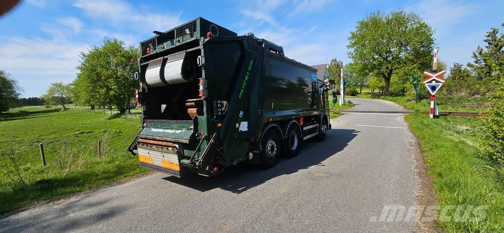 Dennis Elite 垃圾车