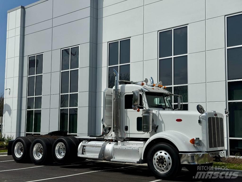 Peterbilt 367 牵引车