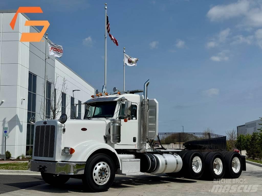 Peterbilt 367 牵引车