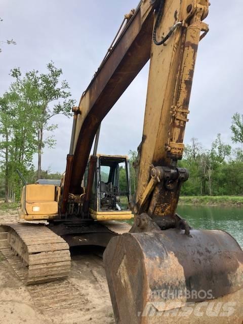 Komatsu PC 200 履带挖掘机
