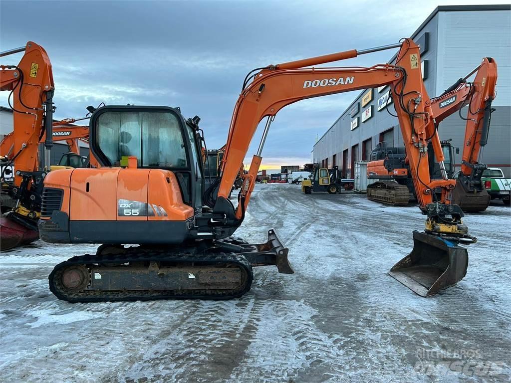 Doosan dx55 小型挖掘机