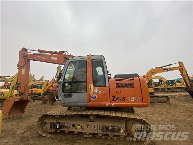 Hitachi ZX130 履带挖掘机