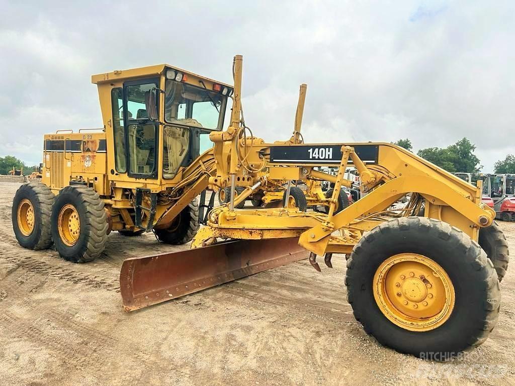 CAT 140 H 平地机/推土机