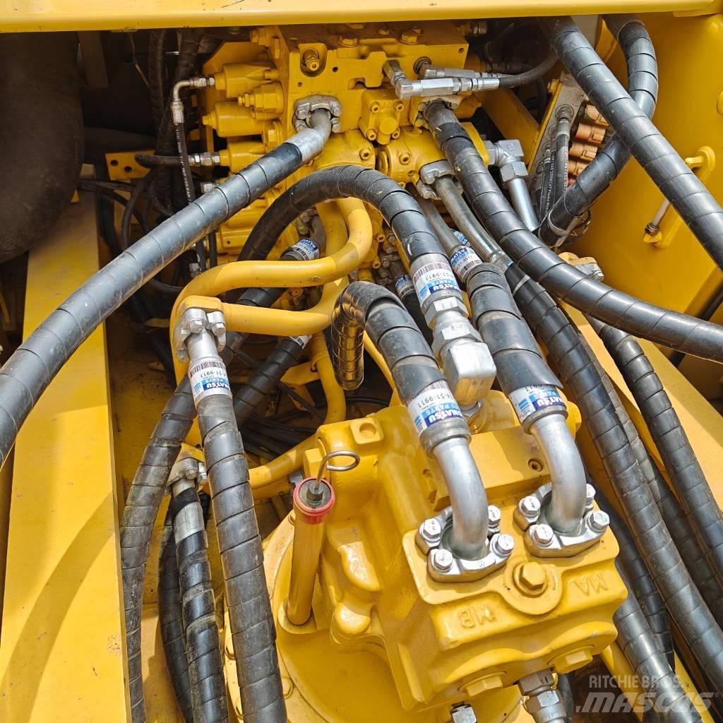 Komatsu 350-7 履带挖掘机