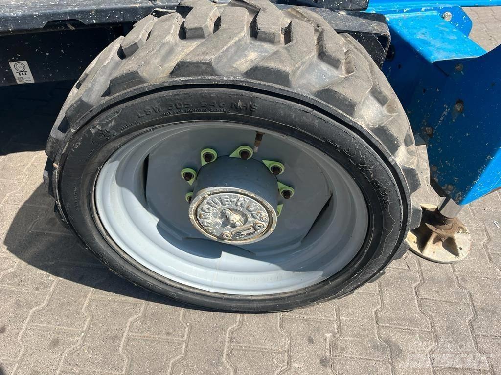 Genie GS 3390 RT 剪叉式升降机