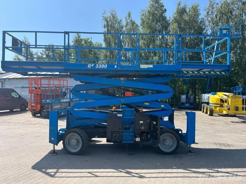 Genie GS 3390 RT 剪叉式升降机