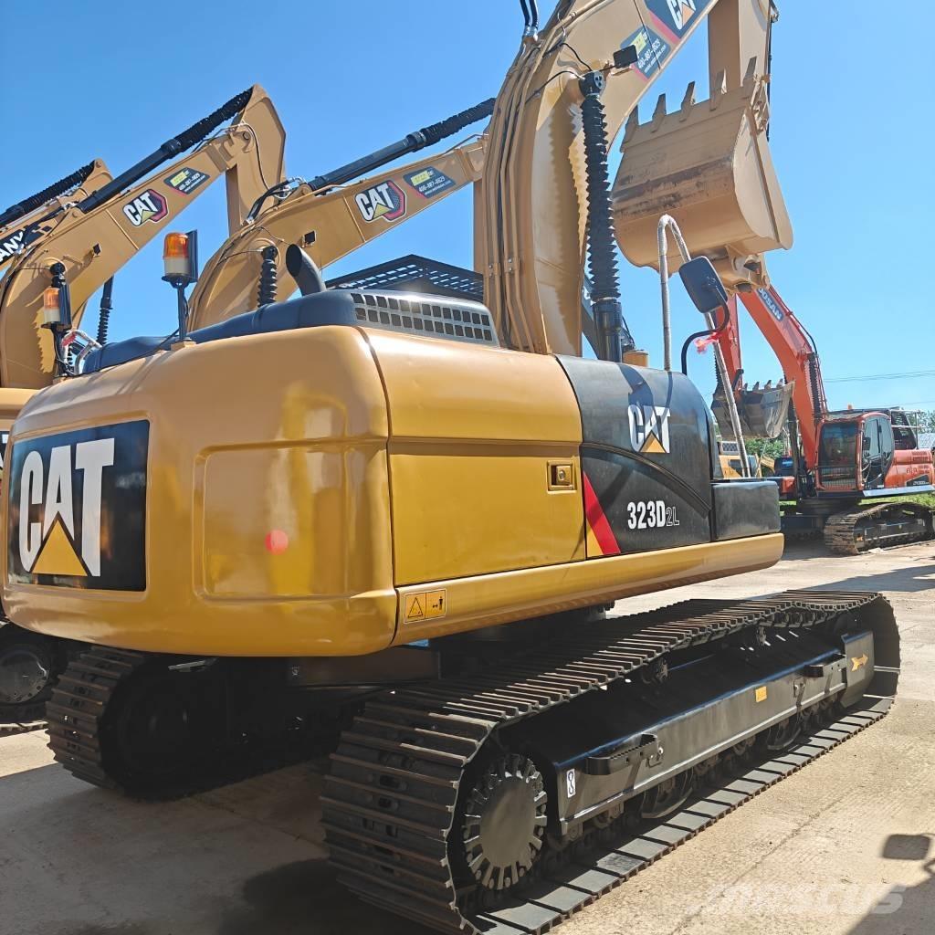 CAT 320 D 履带挖掘机