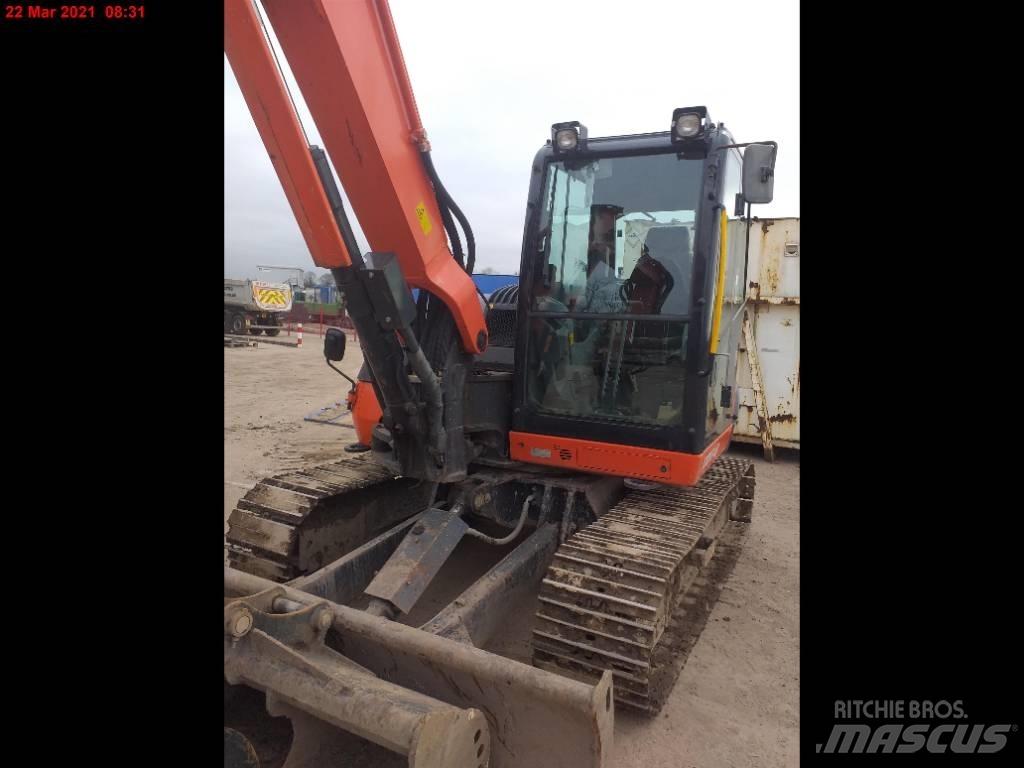 Kubota KX 080-4 中型挖掘机