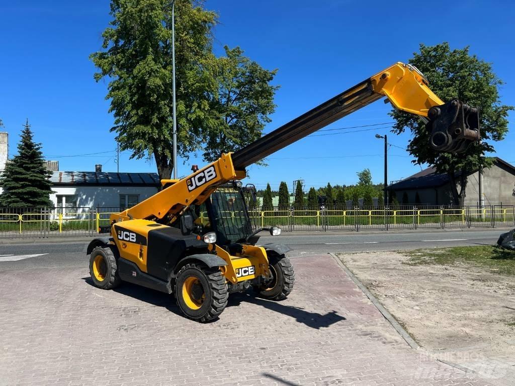 JCB 525-60 Hiviz 伸缩臂叉装车|叉装车