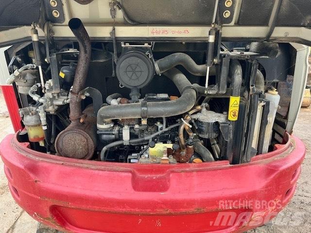 Takeuchi TB 230 小型挖掘机