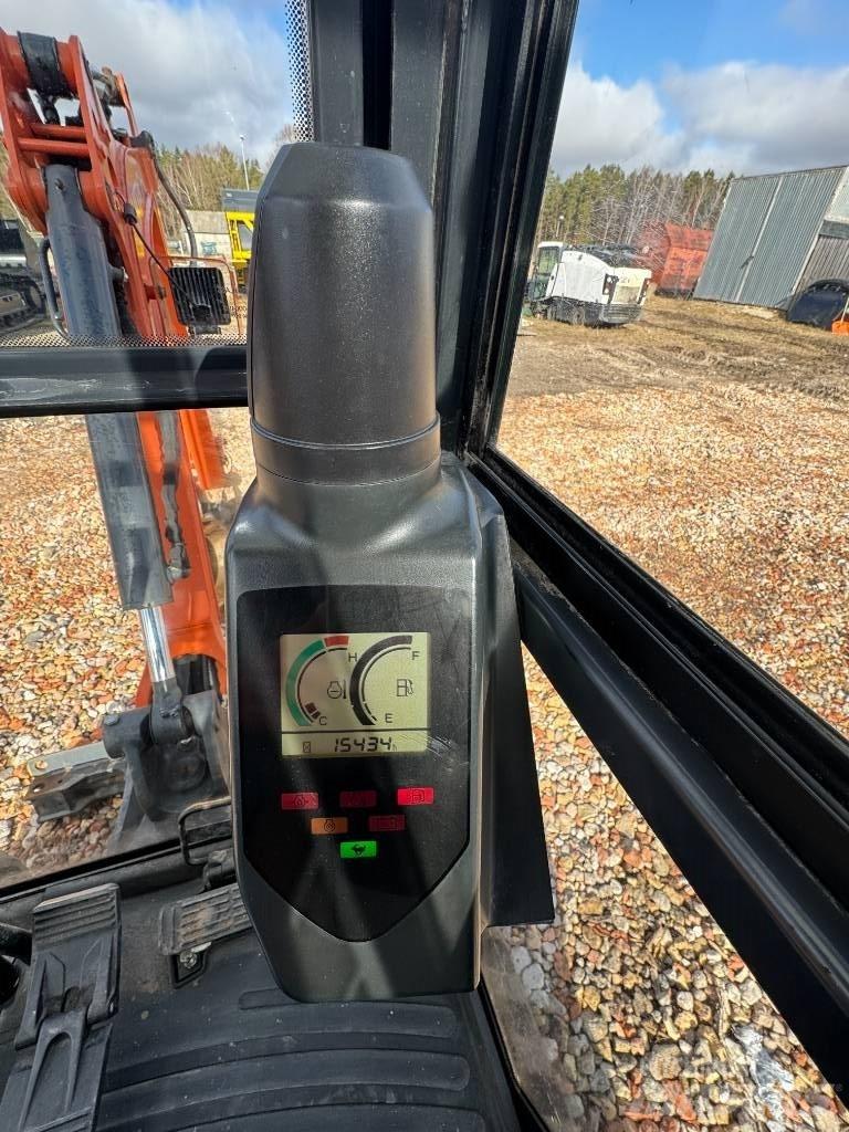 Hitachi ZX 19-5A CR 小型挖掘机