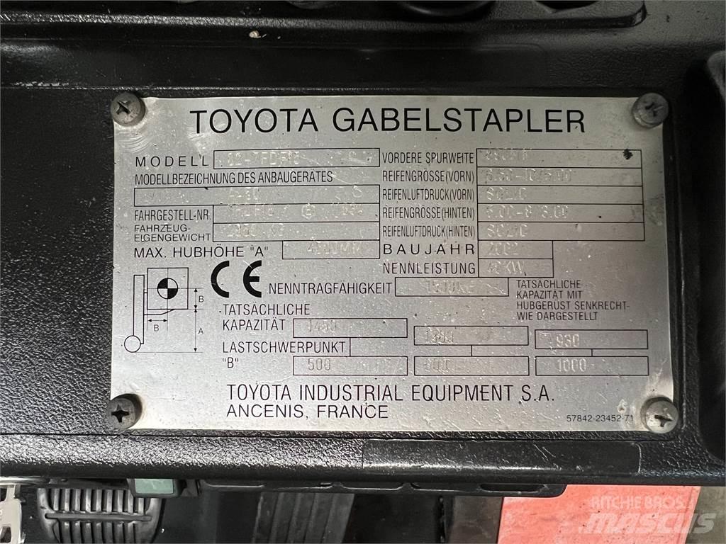 Toyota 02-7FDF15 柴油叉车