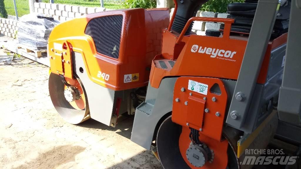 Atlas AW240 双轮压路机