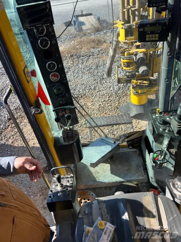 Atlas Copco L6H 钻孔机
