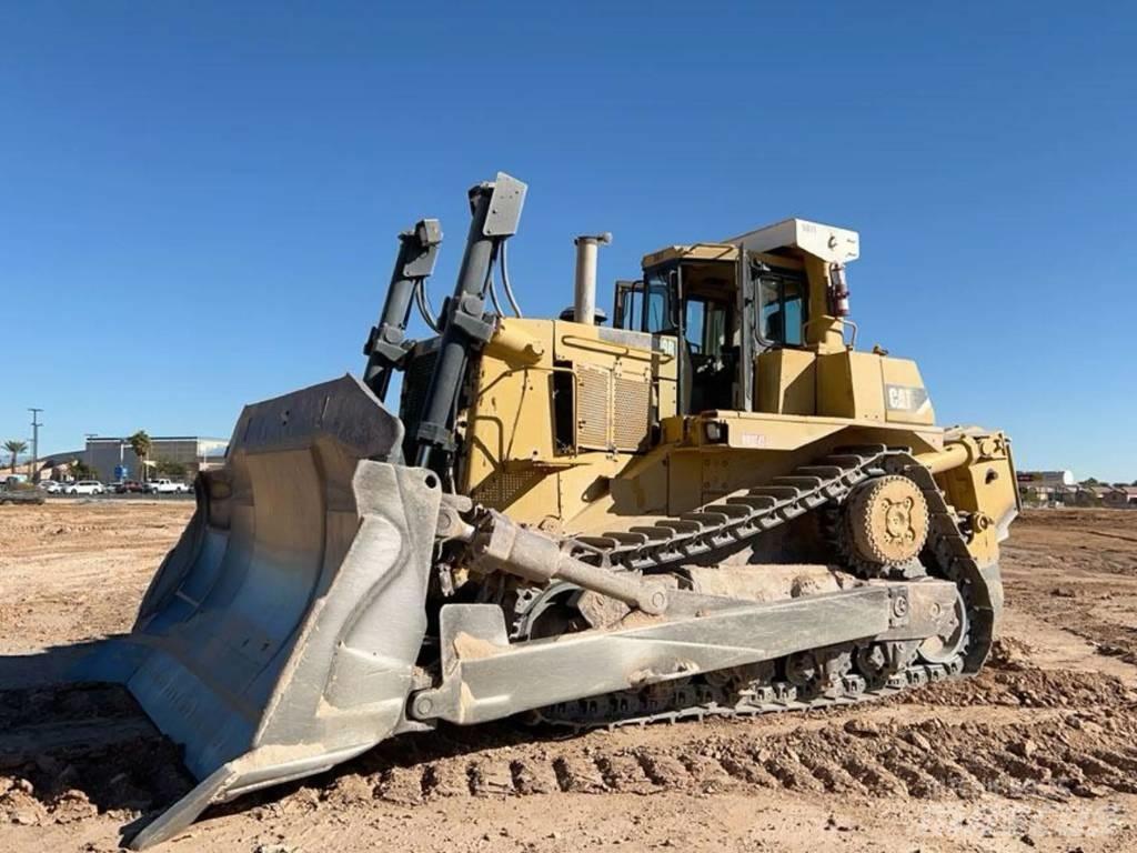 CAT D10R 履带式推土机