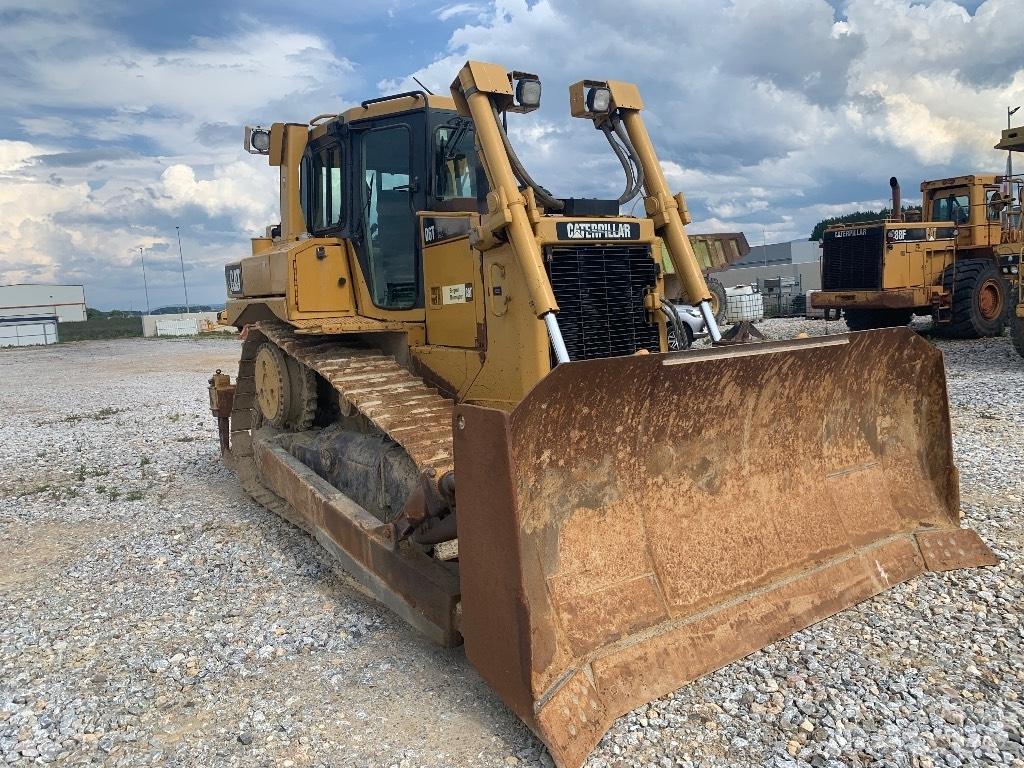 CAT D 6 T 履带式推土机