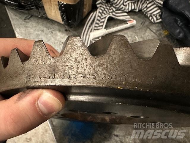 ZF 35:11 轴
