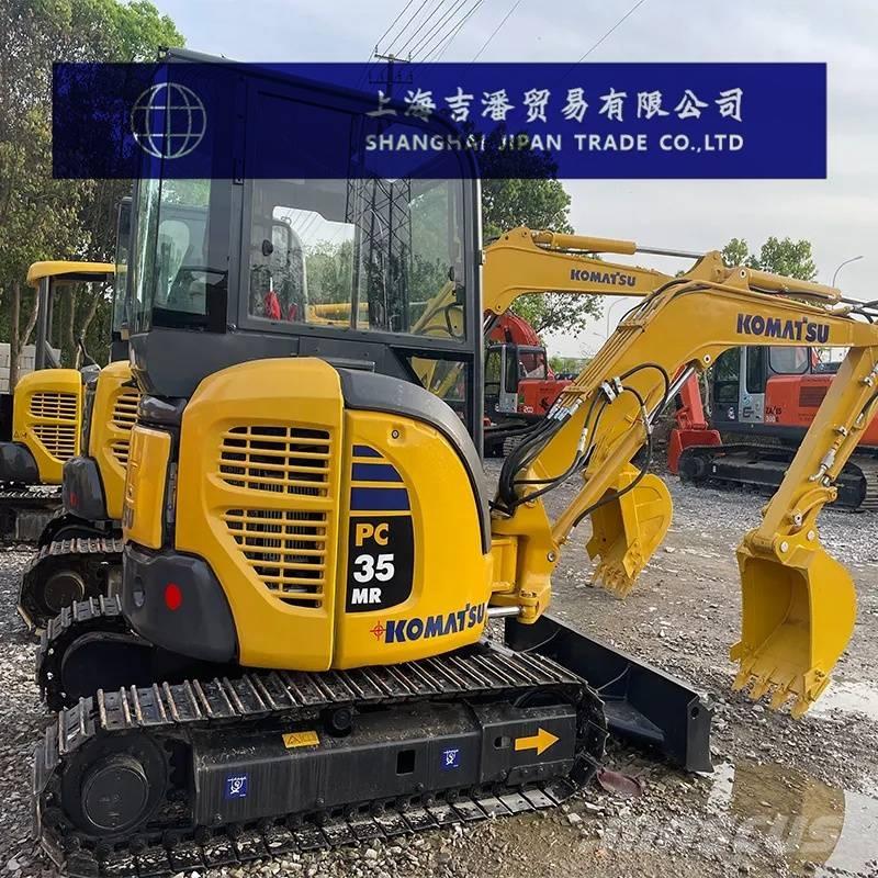 Komatsu PC 35 小型挖掘机