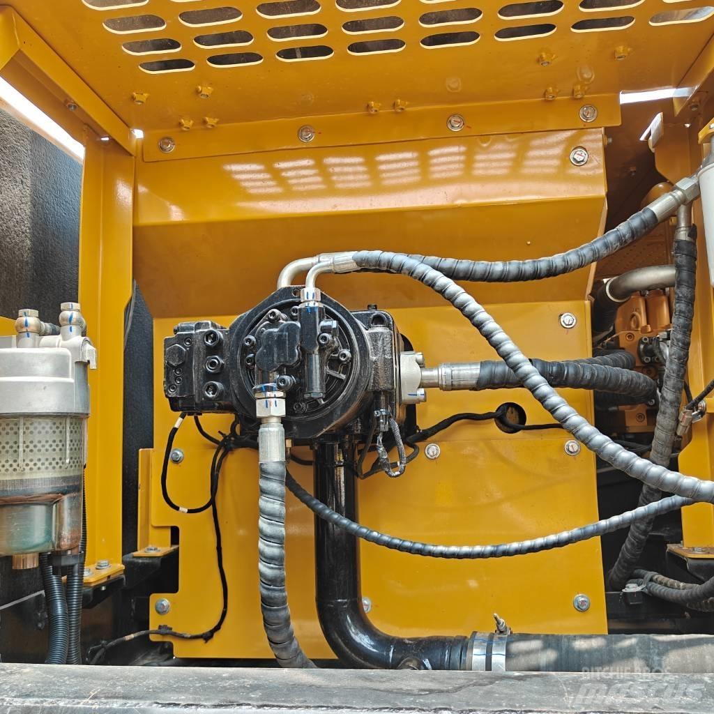 Sany 265C 履带挖掘机