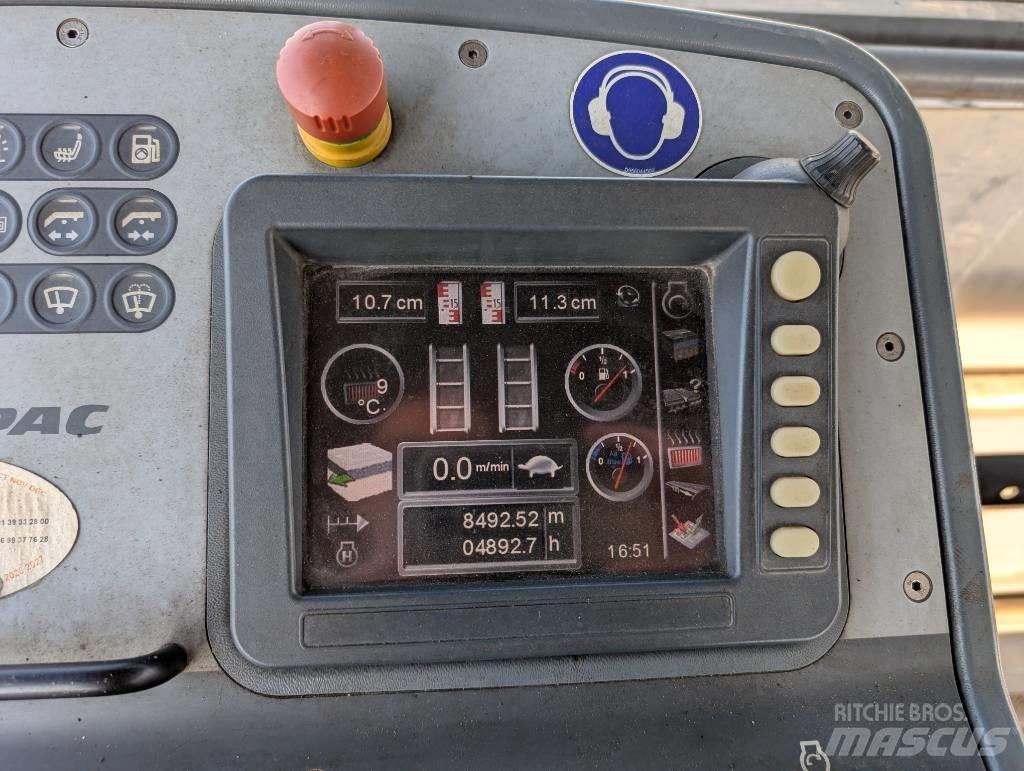 Dynapac SD 2500 CS 沥青摊铺机