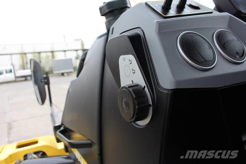 Bomag BW 174 AP-5 AM 双轮压路机