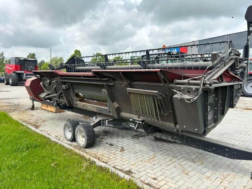 Massey Ferguson 7347 联合收割机