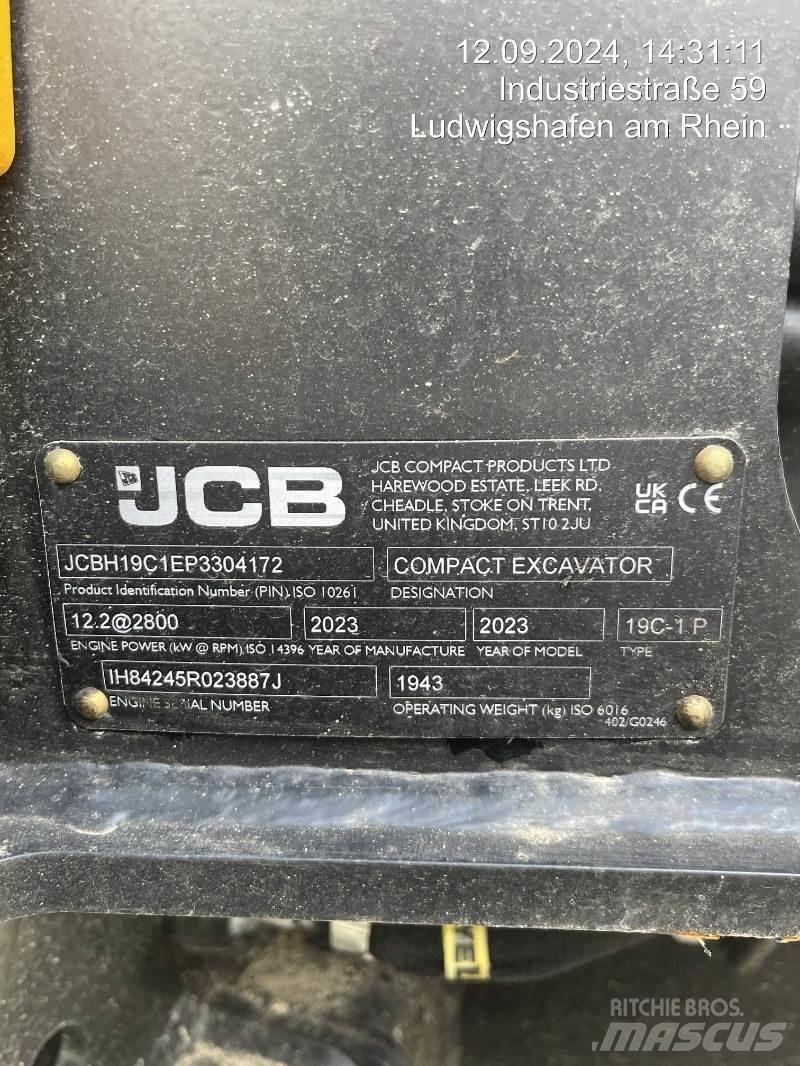 JCB 19C-1 小型挖掘机