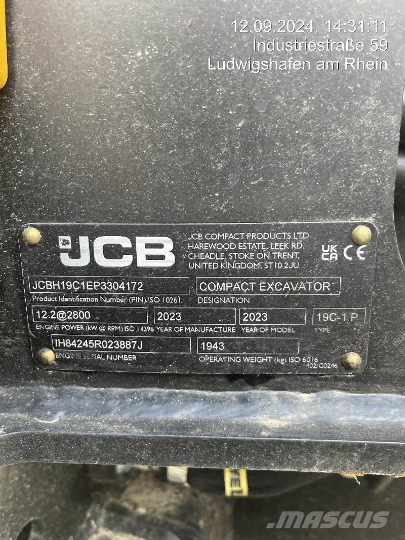 JCB 19C-1 小型挖掘机