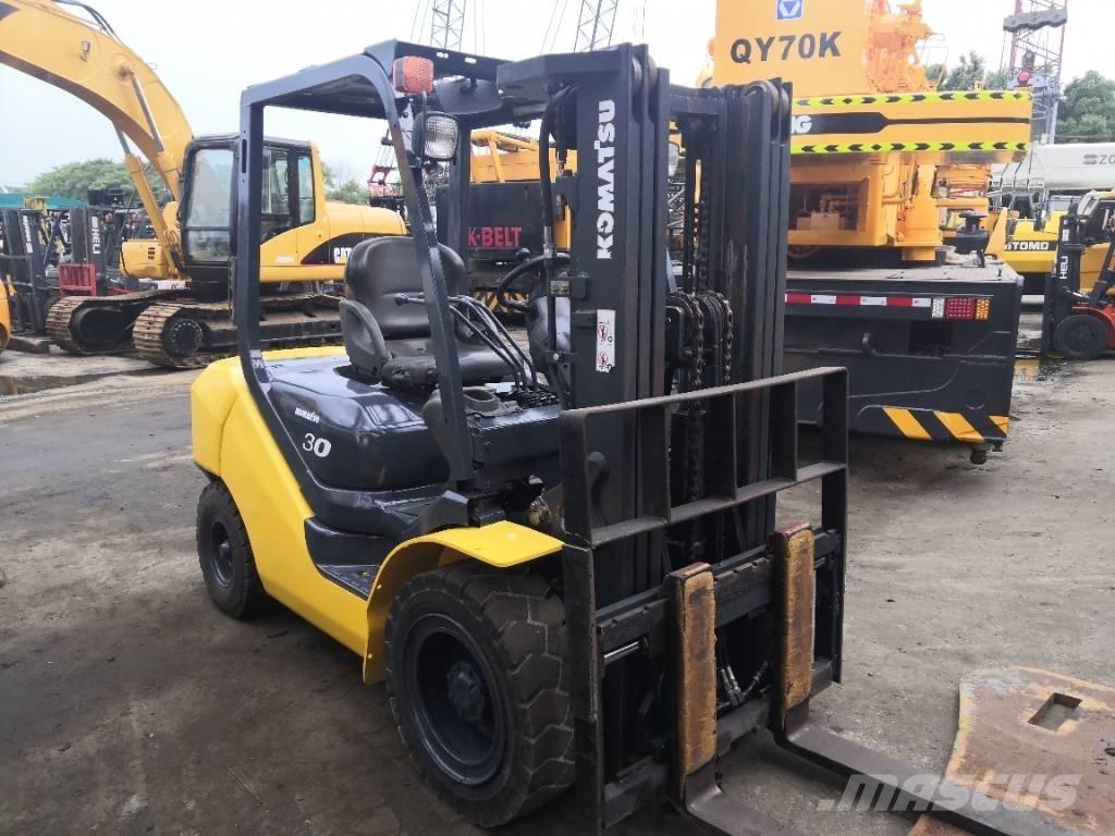 Komatsu 30 柴油叉车