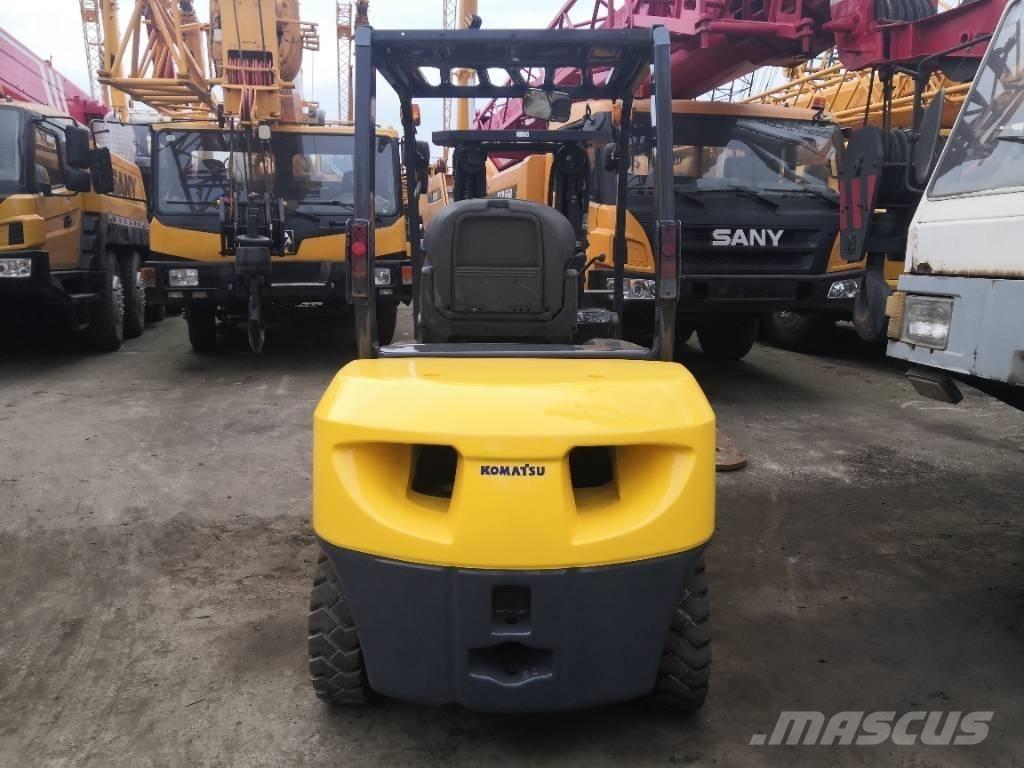 Komatsu 30 柴油叉车