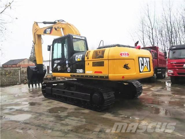 CAT 320D 履带挖掘机