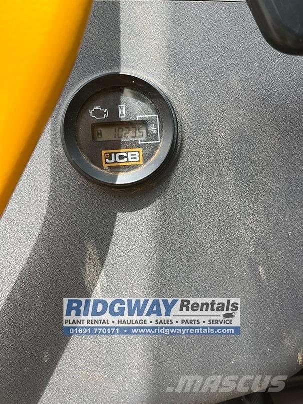 JCB 131 X L 履带挖掘机