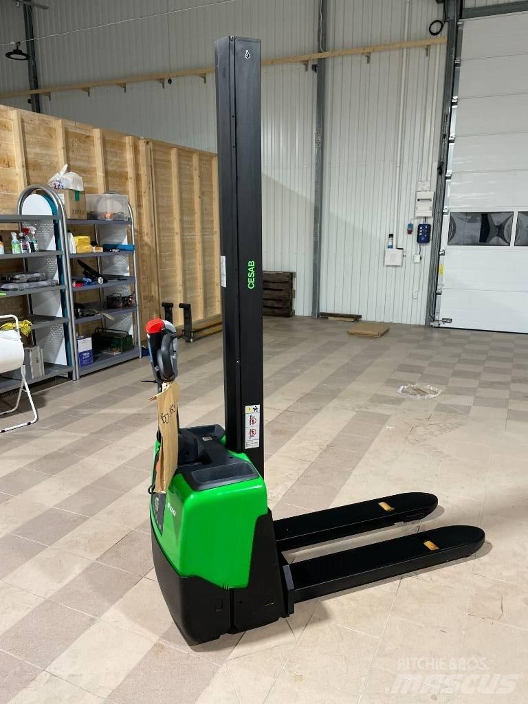 Cesab S 110 手推堆垛车