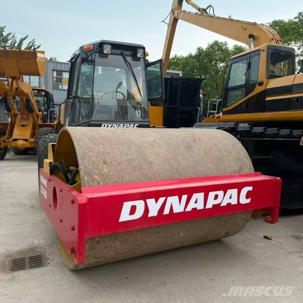 Dynapac CA 30 D 单轮压路机